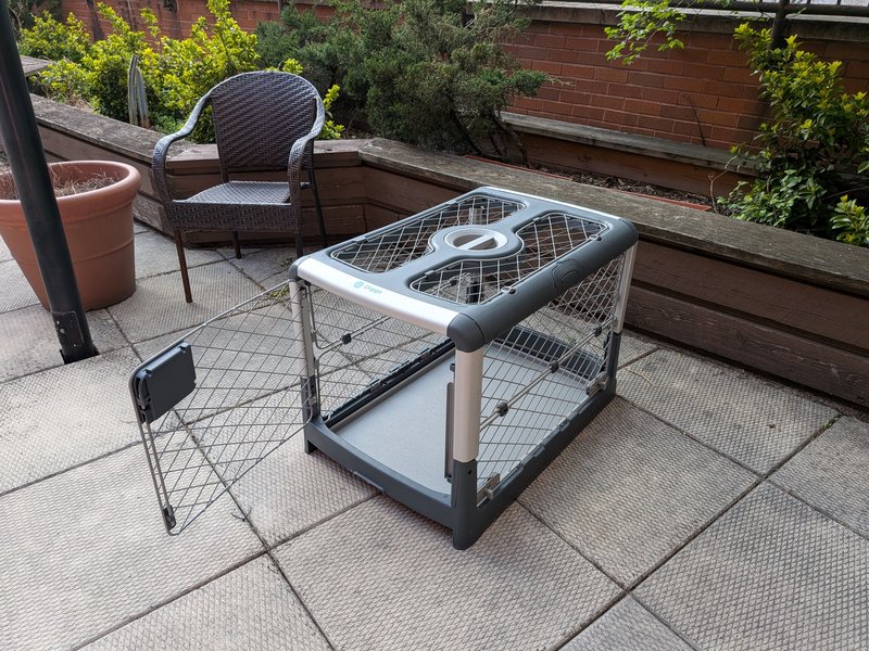 Diggs Revol Collapsible Dog Crate — Medium